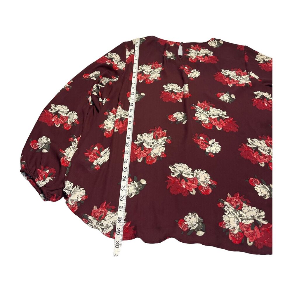 Maurices Blouse Women's 2 Maroon Floral Print Twisted Lattice V-Neck Relaxed Fit - Picture 5 of 6